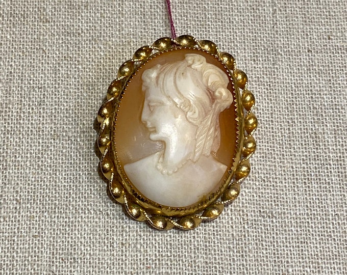 Hand Carved Shell Portrait Cameo Brooch Facing Left