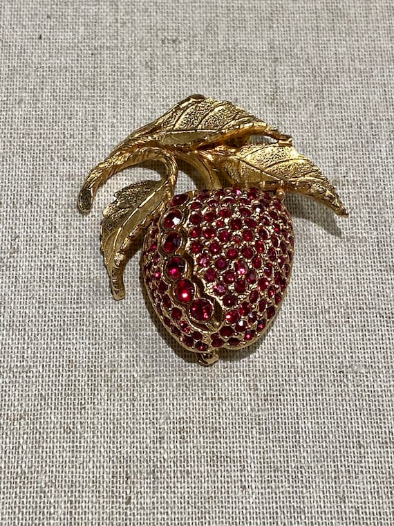 Signed Napier Red Rhinestone Apple With Leaves Bro