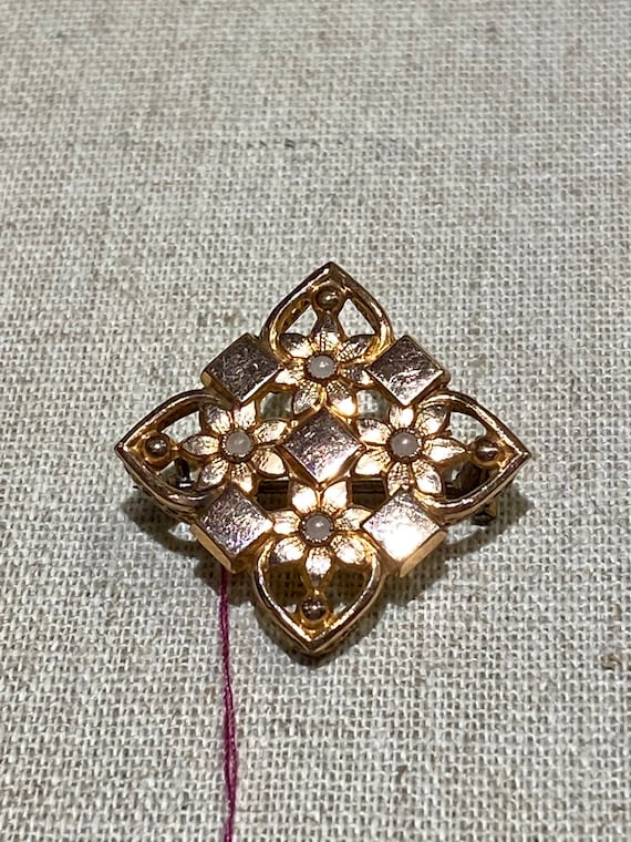 Petite Victorian Gold Filled Square Brooch