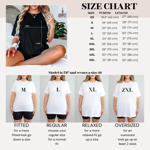以下が含まれることがあります： Tシャツのサイズチャートで、インチとセンチメートルで測定されています。チャートは、XSから5XLまでの各サイズの幅と長さを示しています。チャートには、ぴったりとした、レギュラー、ゆったりとした、オーバーサイズのスタイルの例を示した、Tシャツのフィット感を視覚的に示すものも含まれています。