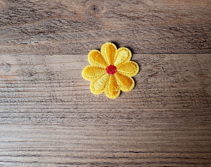 #SP-00189 1 Dark Yellow Crazy Daisy Flower Patch