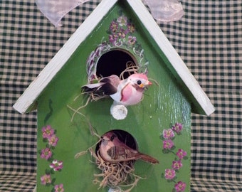Little wooden birdhouse