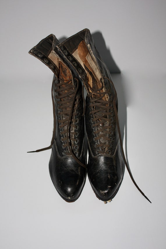 Authentic, Victorian Lace Up Boots, late 1800s ear