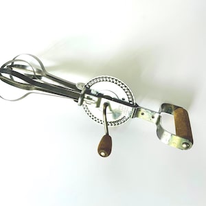 Vintage High Speed Hand Mixer Egg Beater Echo Products Made In Chicago, USA A&J Echo Products Company