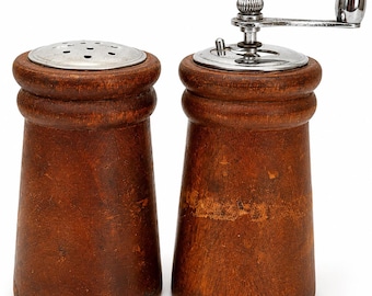 Vintage Olde Thompson Monterey Park California Wood Salt & Pepper Mill Set Hand Crank Mid Century