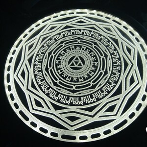 Wall Lamp inspired in the Mirror of Twilight from The Legend of Zelda: Twilight Princess