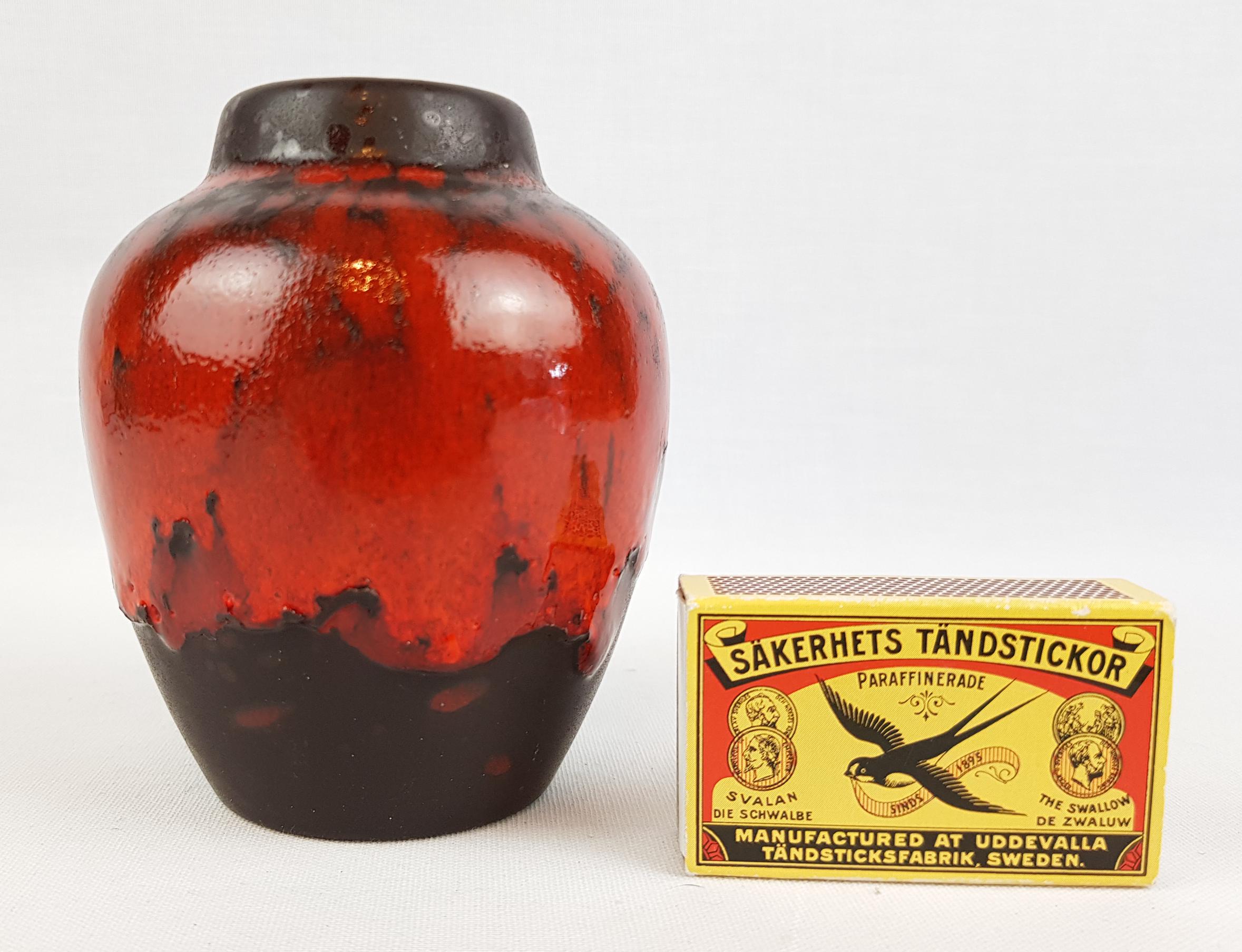 Vintage SCHEURICH KERAMIK Red Vase 550 10 West German