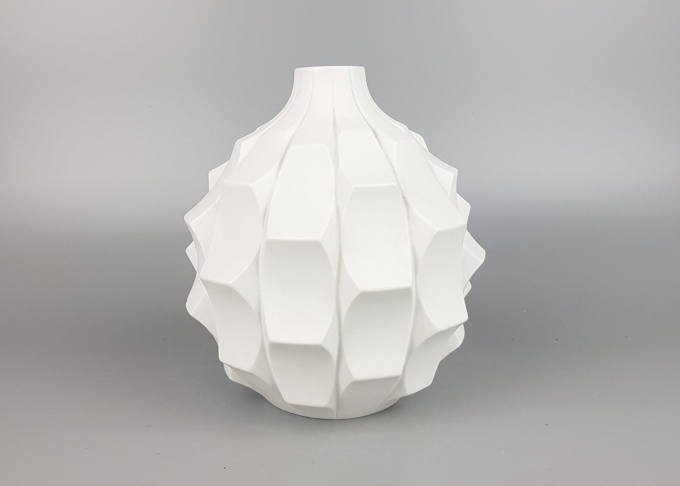 ヴィンテージ HUTSCHENREUTHER PORCELAIN オプアート アーティチョーク