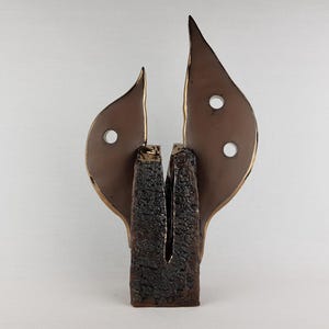 Vintage Studio Art Pottery Brutalistisk Skulptur | Abstrakt Brunt Keramikföremål | Mitten av århundradet Modern 1970-talet