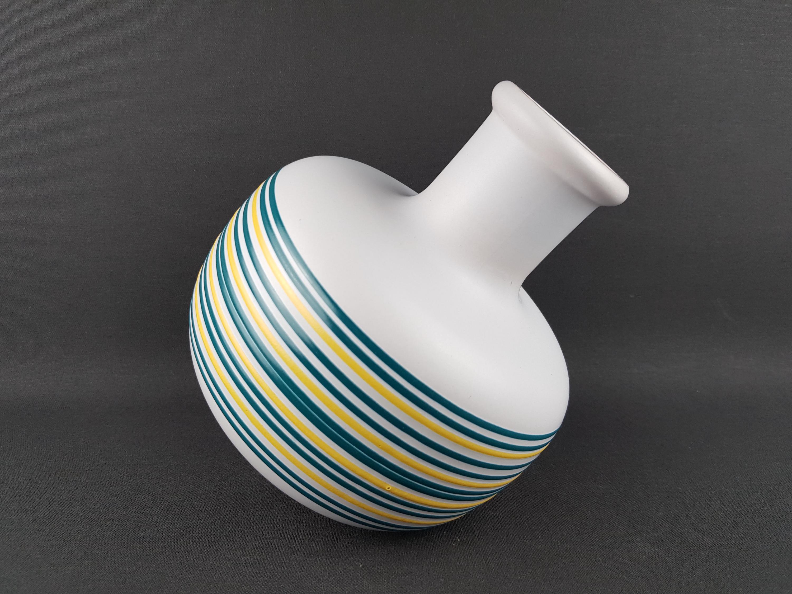 n*w様 Braunschweg Helliar 30cm Vintage STEULER KERAMIK White Vase With Green and Yellow Stripes