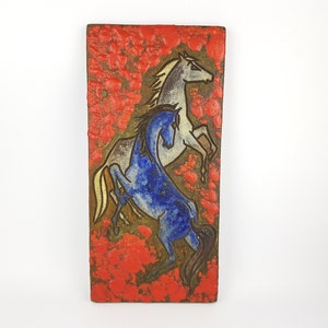 Rare Vintage Red RUSCHA KERAMIK Fat Lava Wall Plate with Horses Decor Dokumenta Serie by Adele Bolz 1962s
