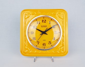 Horloge à quartz vintage en céramique jaune BLESSING QUARZ, Allemagne de l'Ouest, poterie des années 1970