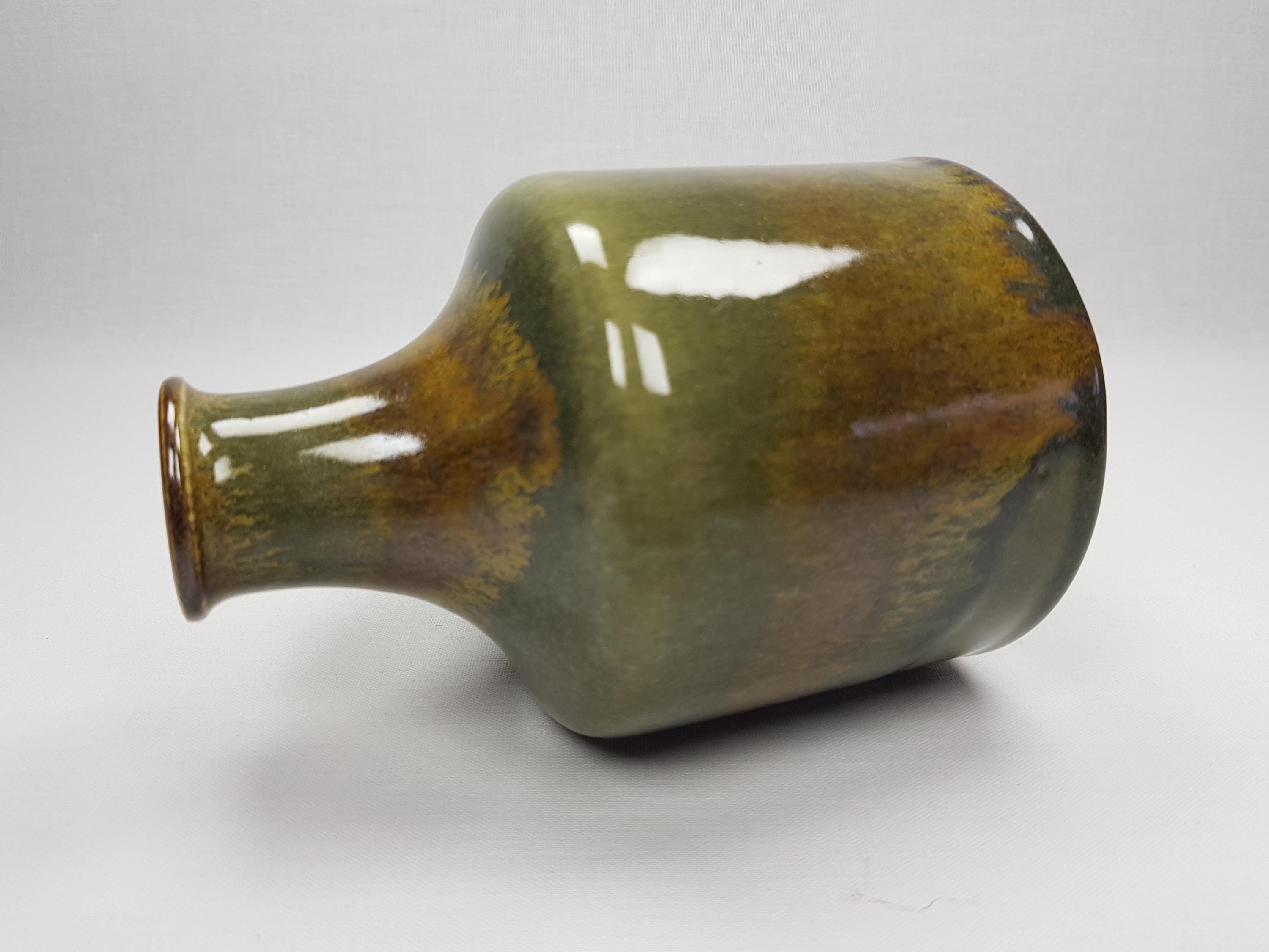 ヴィンテージ UWE LERCH 緑と茶色の花瓶 ドイツ製スタジオ陶器 1970