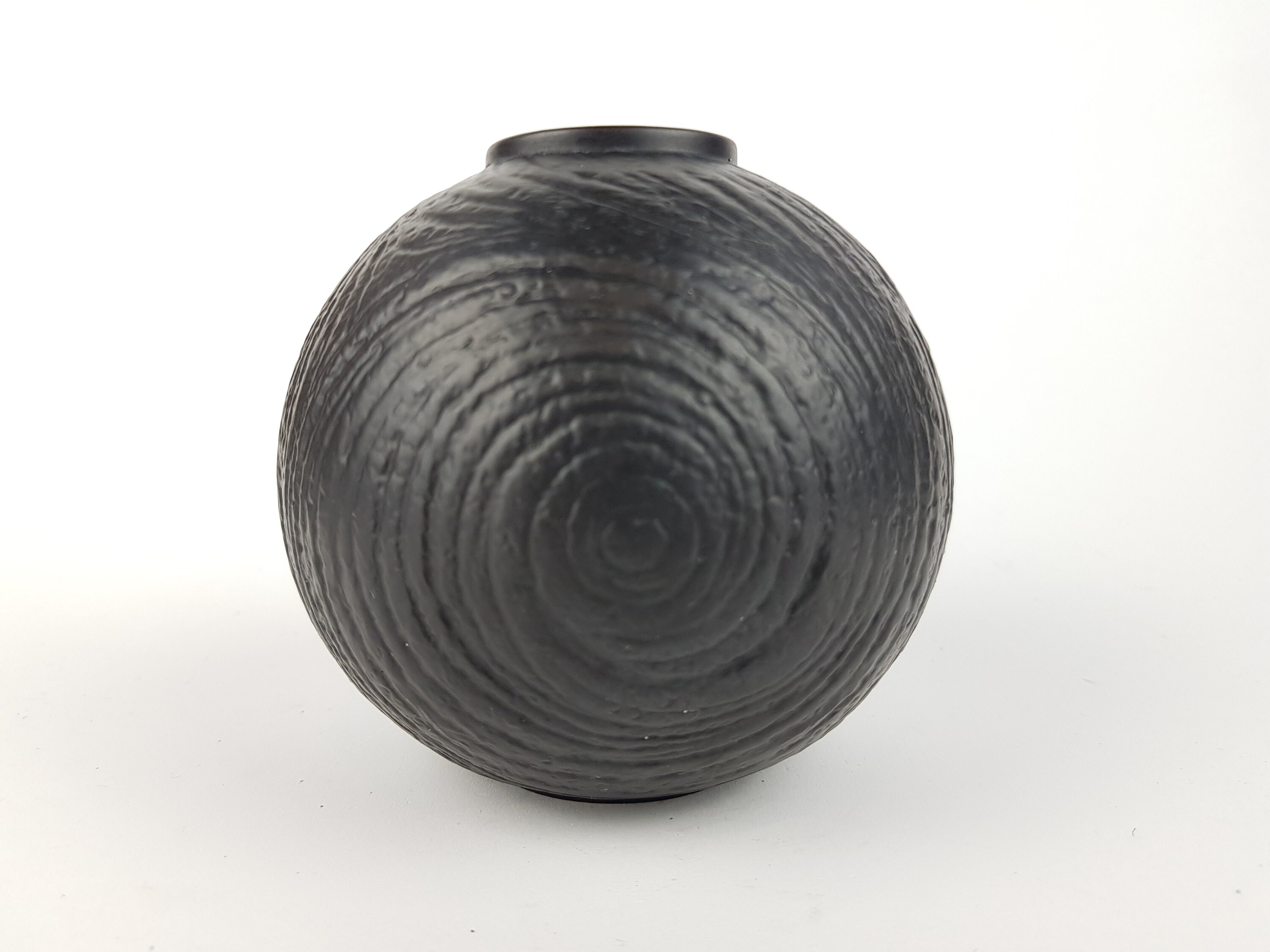 Rosenthal black bisque porcelain vase, porcelaine noire, west Germany