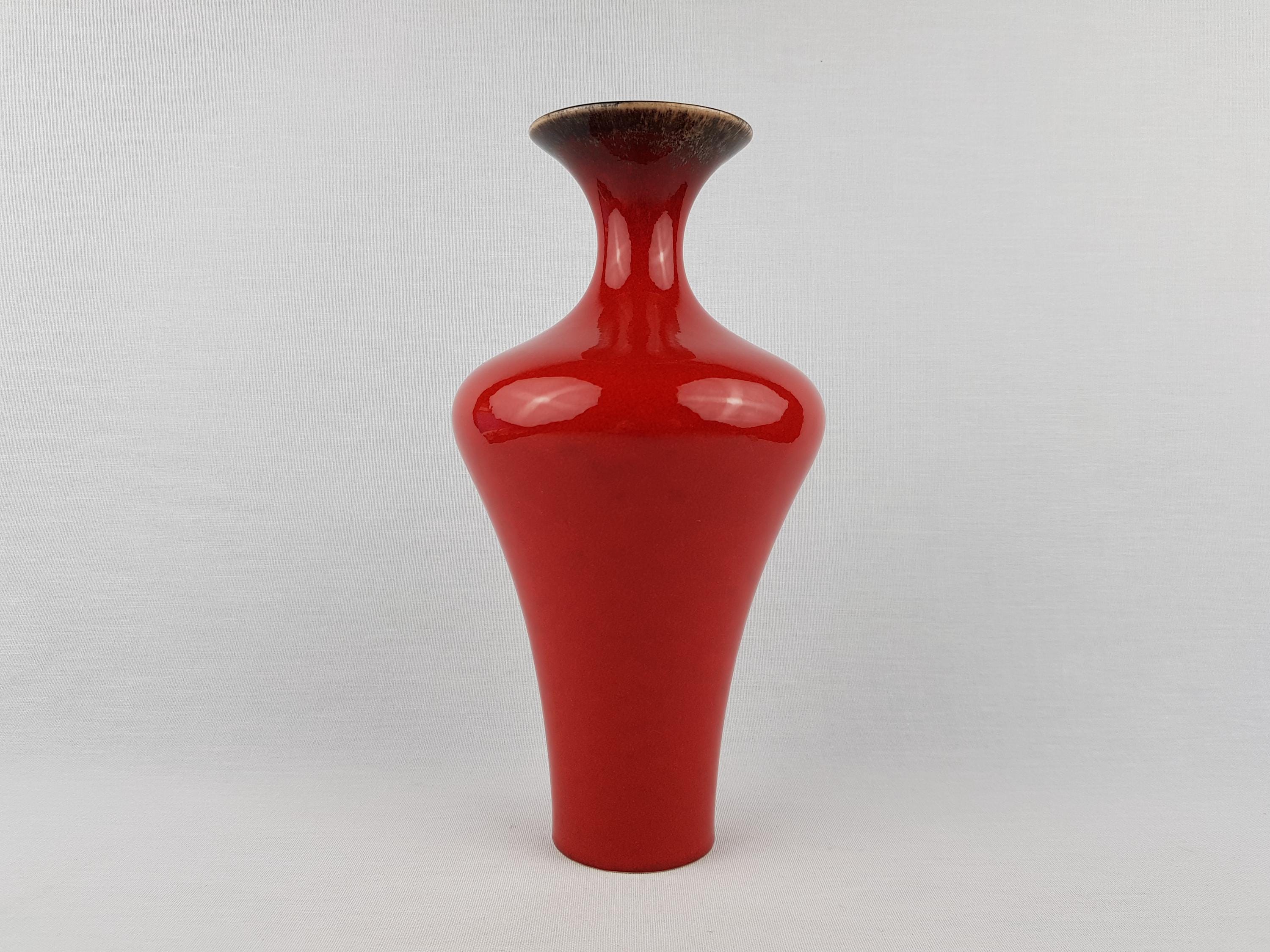 Vintage KERAMICA STUDIO Red Vase English Art Pottery by Karen