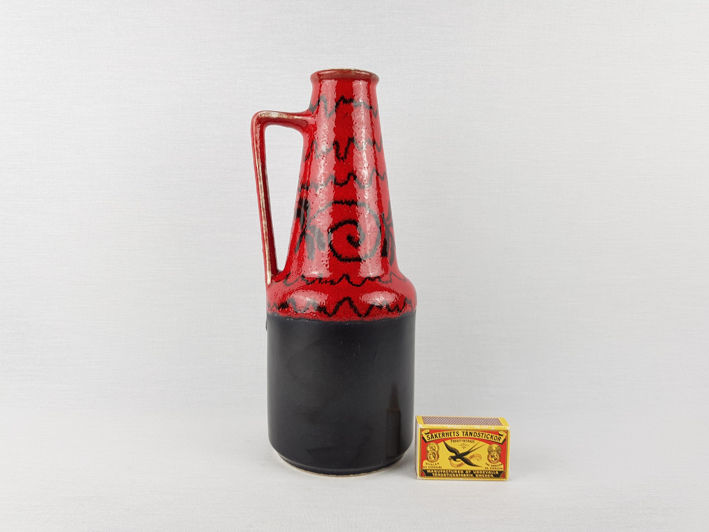 Vintage DUMLER UND BREIDEN Handled Black and Red Vase 332-26 West