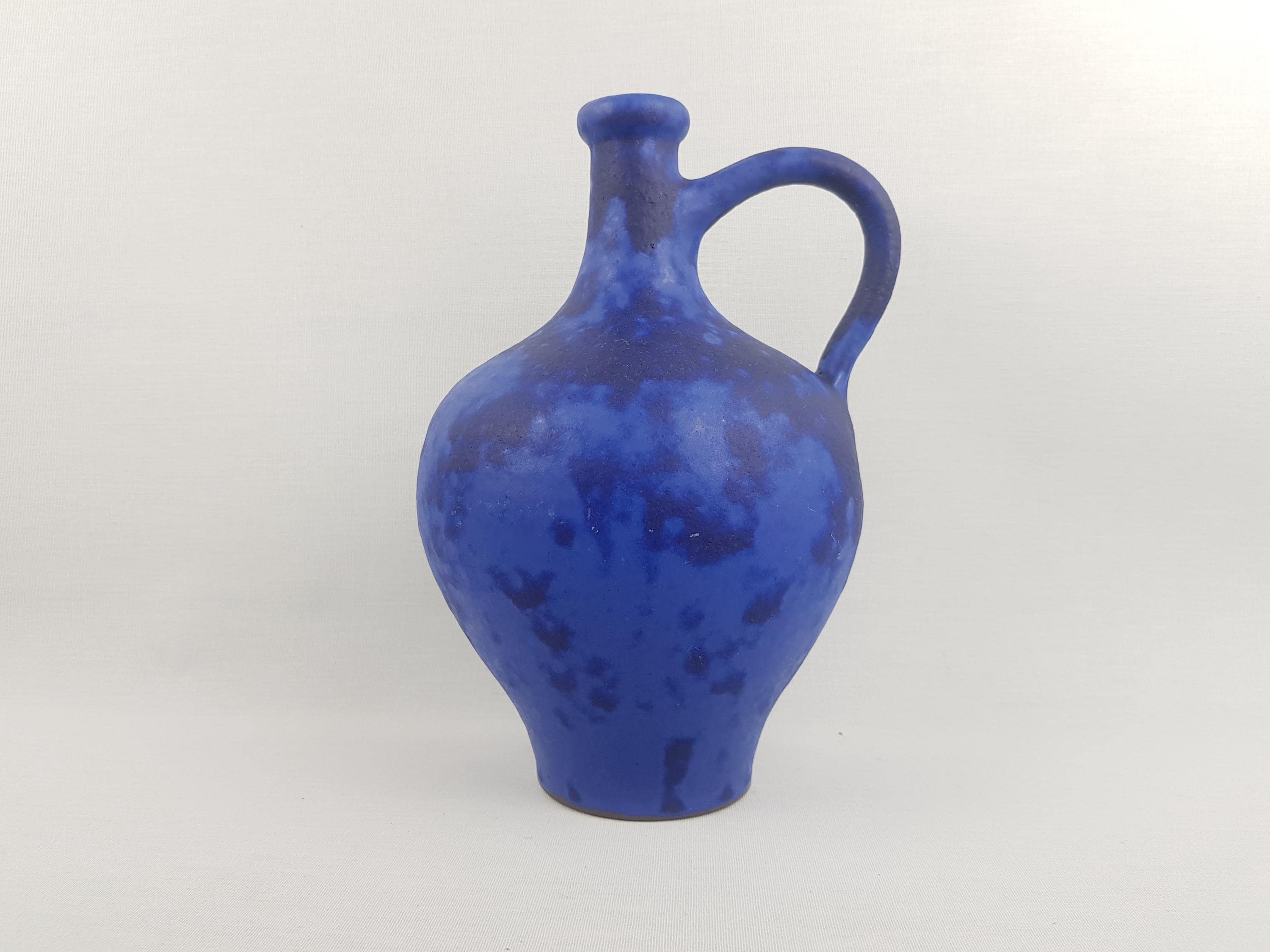 ドイツ　Fat Lava Heyne(ハイネ)の青いヴィンテージ花瓶 ドイツ Fat Lava Heyne(ハイネ)の青いヴィンテージ花瓶 ドイツ