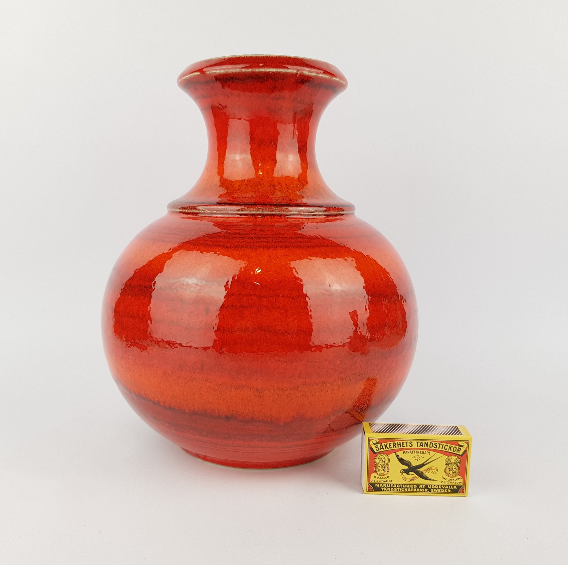 西ドイツヴィンテージ赤花瓶Art Pottery Duemler&Breiden 西ドイツ製 ヴィンテージ Bay Keramik 陶器の花瓶 花器 一輪挿し