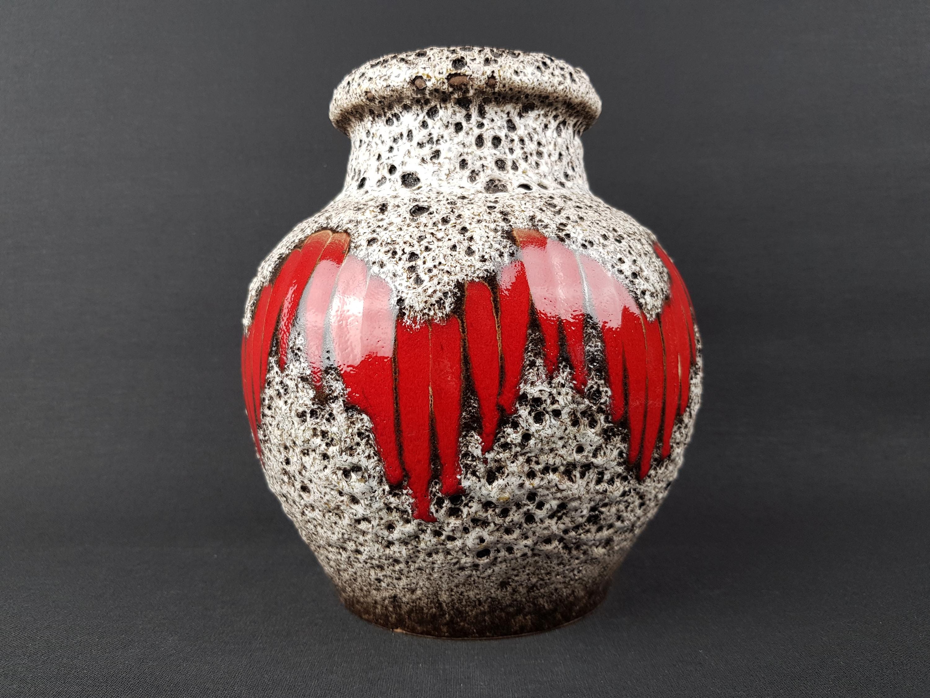 Vintage SCHEURICH KERAMIK White Fat Lava Vase With Lora Decor 291