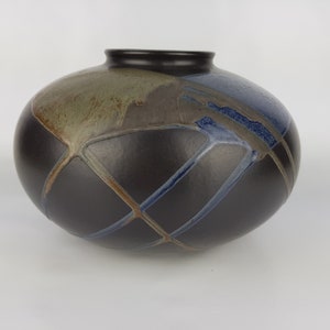 Vintage BAY KERAMIK Fat Lava XL Disk Vase West German Pottery 690-17