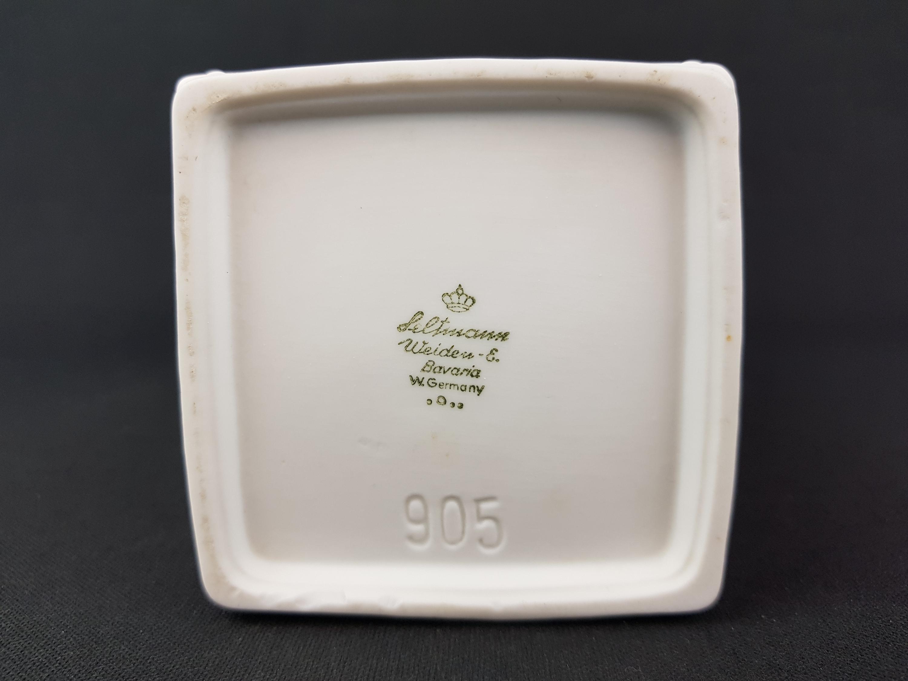 used【 seltmann weiden スーピエール 】 Seltmann Weiden Bavaria, Vintage Floral Cup & Saucer, Set of