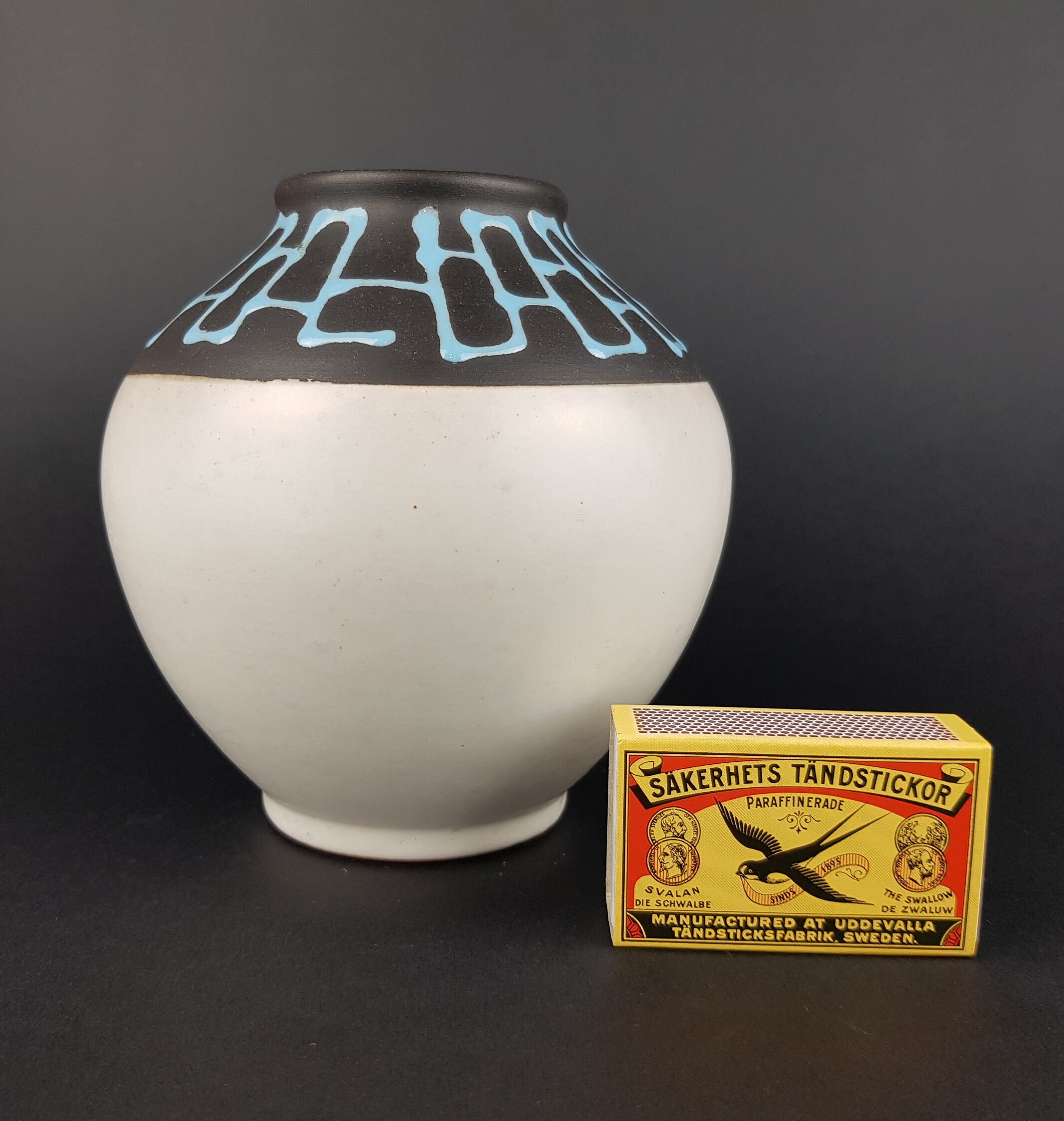 Vintage CARSTENS KERAMIK Ball Vase 652 13 West German Pottery