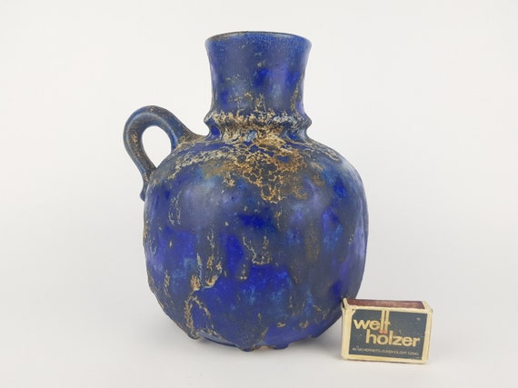 雑誌で紹介された お洒落な形の花瓶 ティルチ TRYCZ ポーリッシュ