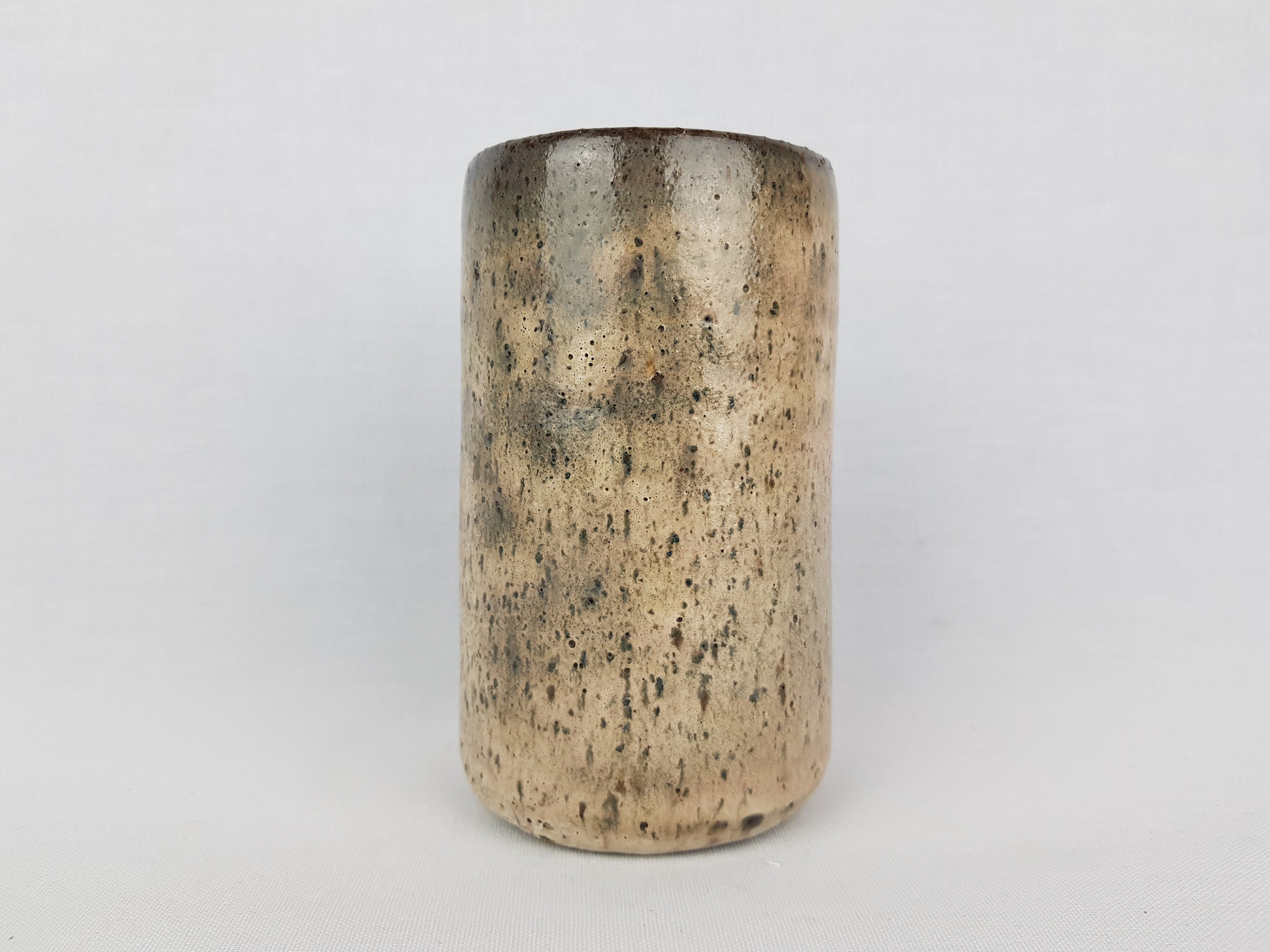 東欧1970年代　DILO スタジオ陶器　チェコ製　ヴィンテージ・フラワーベース Amazon.co.jp: 東欧70年代 チェコ製DILO スタジオ陶器 なヴィンテージ