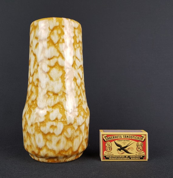 Vintage SCHEURICH KERAMIK Yellow Mottled Vase 529 18 West