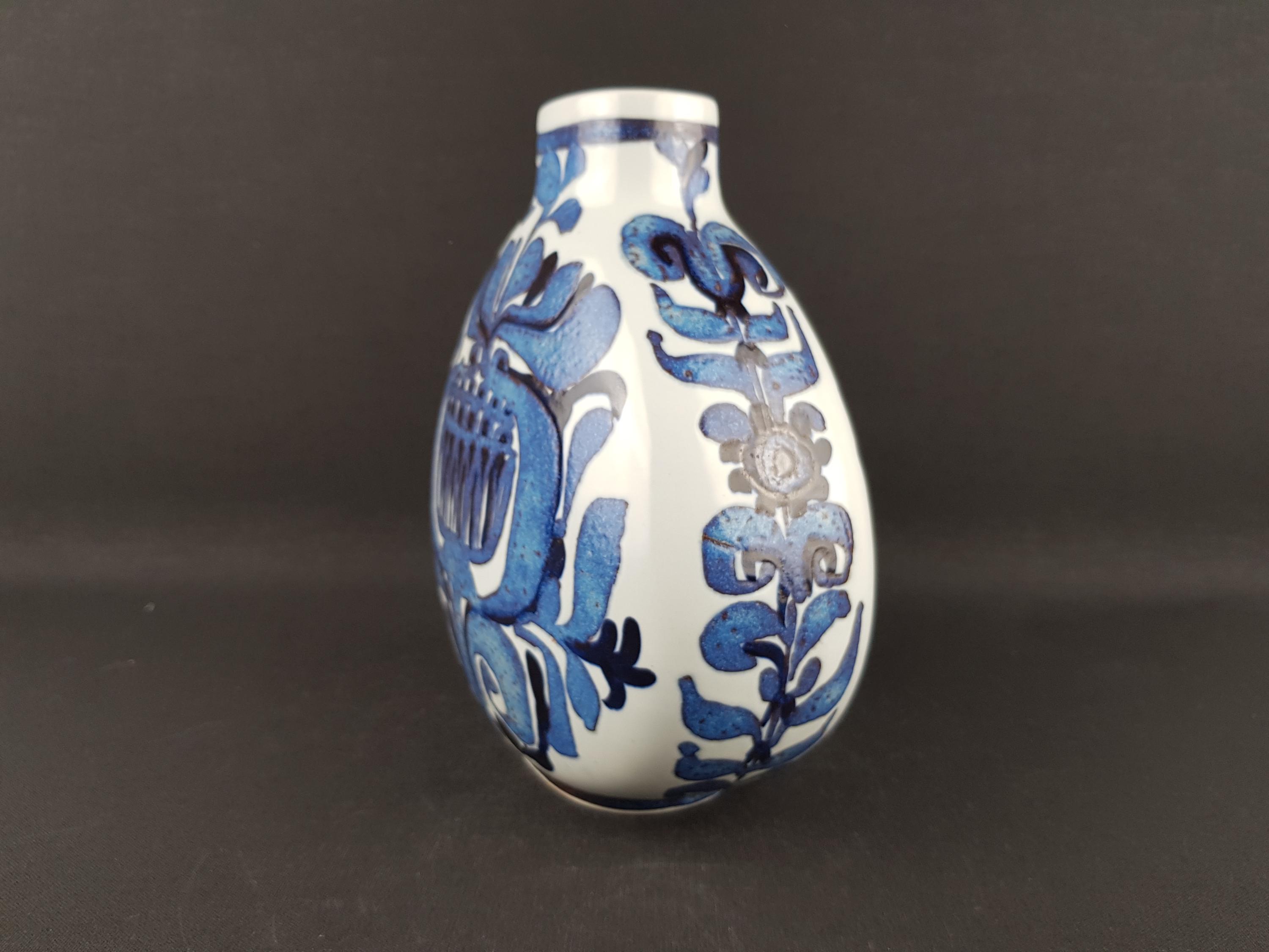 Vintage ROYAL COPENHAGEN Blue Vase Tenera Fajence Series 427 3114