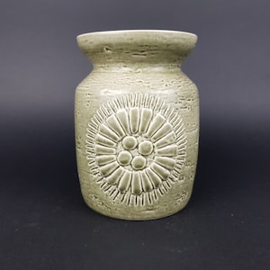 Vintage RÖRSTRAND SWEDEN Grüne Vase aus der Zenit Serie von Gunnar Nylund