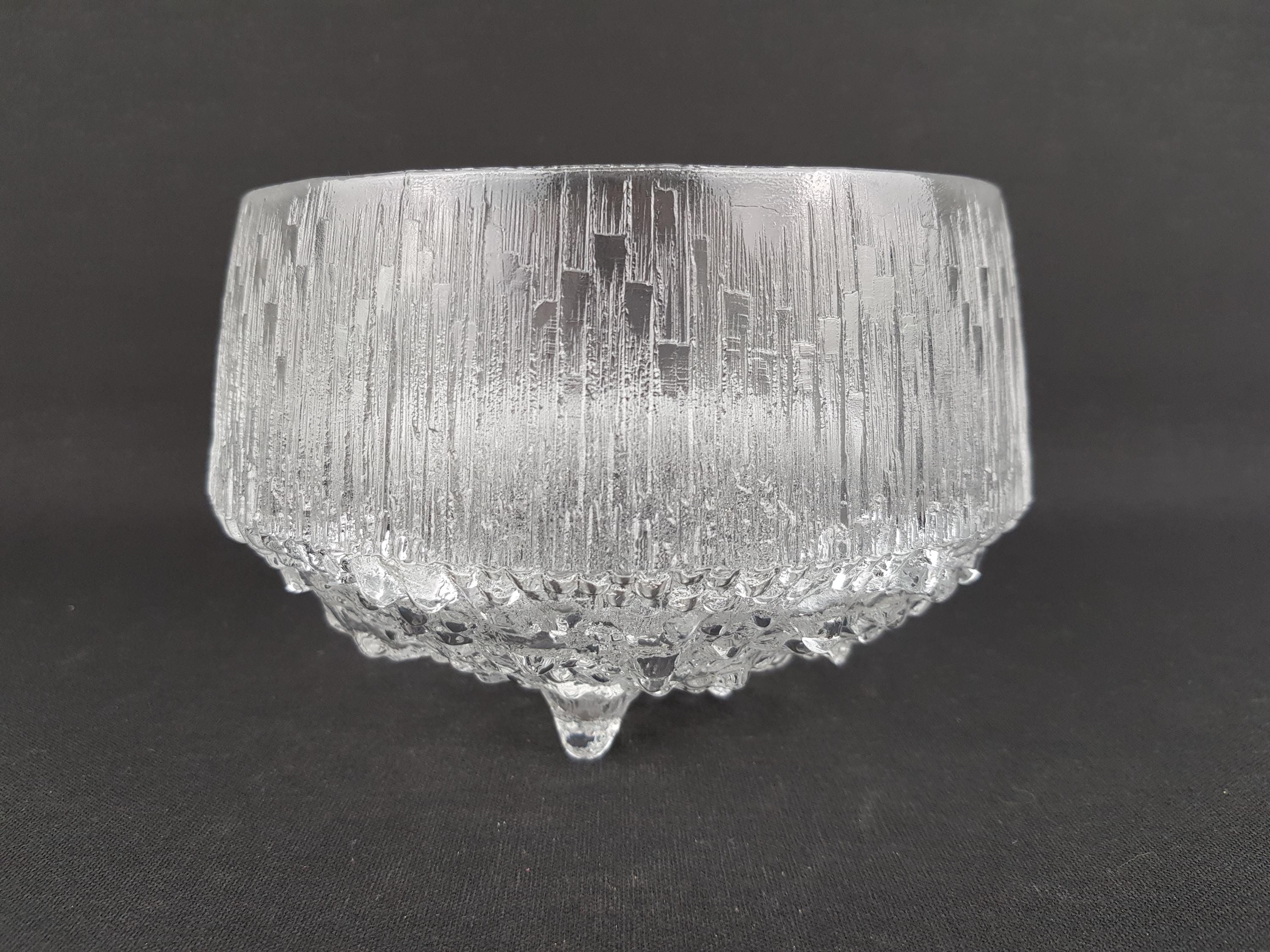 イッタラ  タピオヴィルッカラ オーバルガラスベース ホワイト イッタラ Iittala タピオヴィルッカラ オーバルガラスベース ホワイト