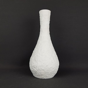 Vintage EDELSTEIN PORZELLAN White Porcelain Relief Decor Vase 1119-1 West German Pottery Bavaria 1960s
