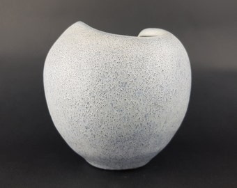 Vintage WILHELM und ELLIE KUCH Grayish Blue Ball Vase Studio Art Pottery 1960-70s