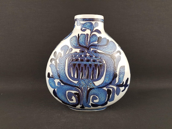 Vintage ROYAL COPENHAGEN Blue Vase Tenera Fajence Series 427 3114