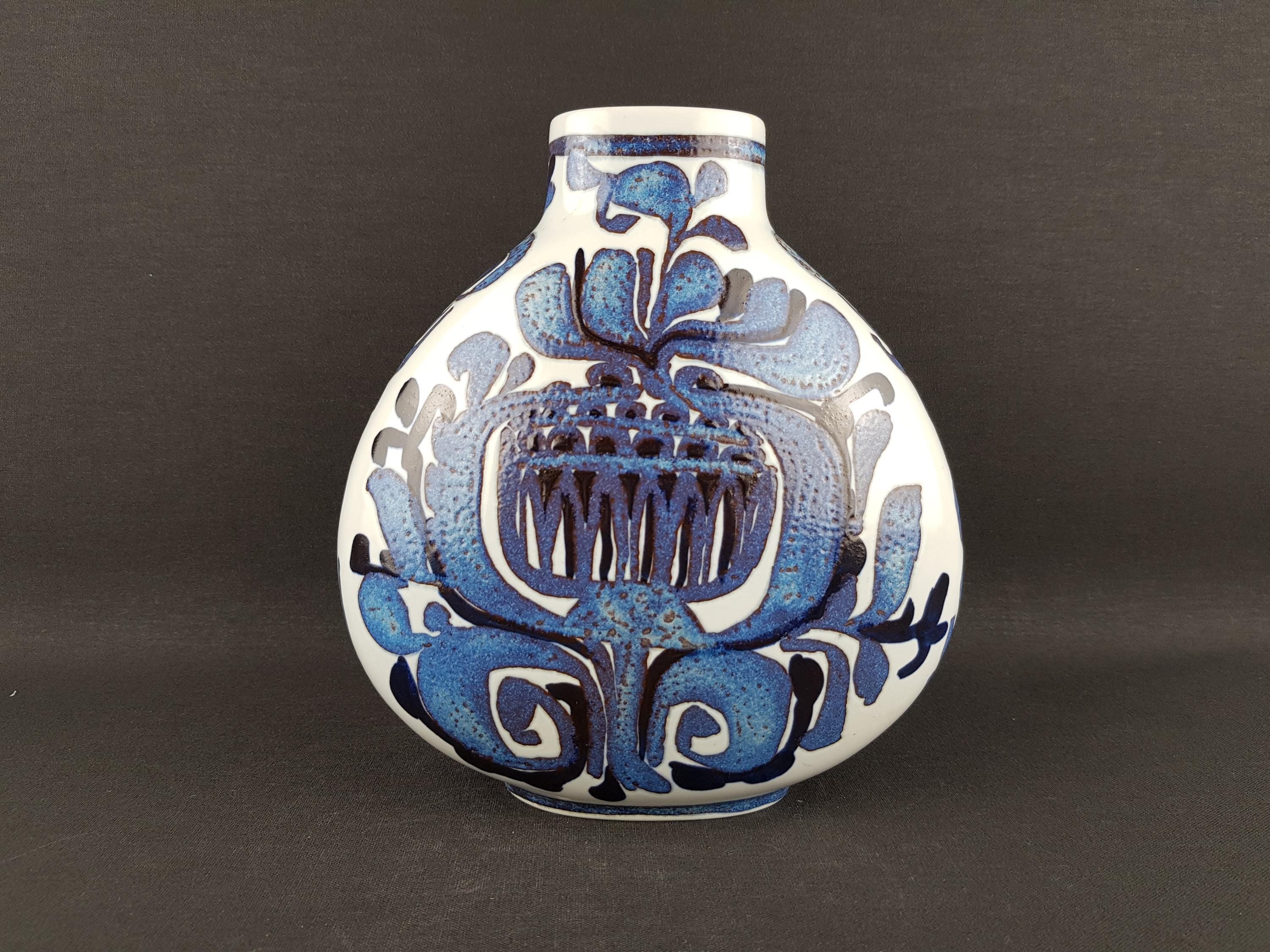 Vintage ROYAL COPENHAGEN Blue Vase Tenera Fajence Series 427 3114