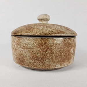 Vintage CIRO KERAMIEK BEESEL Lidded Bowl from Holland Dutch Pottery Fat Lava Era
