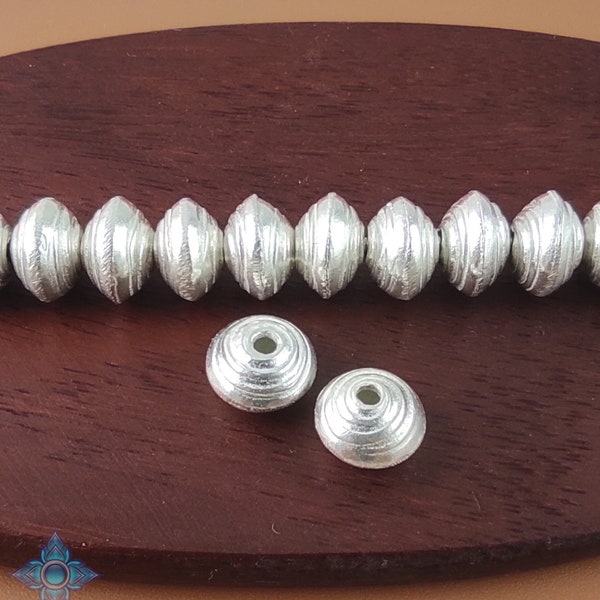 8 perles en forme de soucoupe en argent ondulé Karen Hill Tribe 6 x 9 mm | KBB207