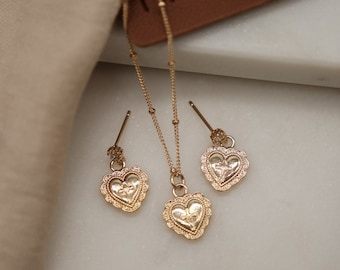 Gold Heart Necklace, Vintage look Necklace, Layered Link Chain, Everyday Necklace, Heart Earrings