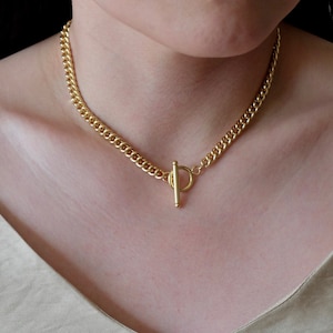 Gold Chain Necklace, 18K Gold Filled Curb Chain Necklace, Layering Necklace, Choker Necklace, Thick Gold Chain, Gold Toggle Necklace