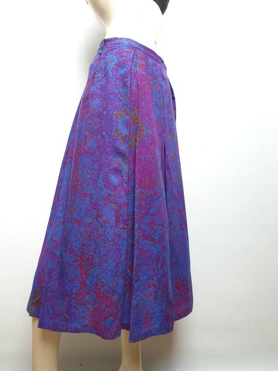 Vintage 40s light wool skirt purple paisley print
