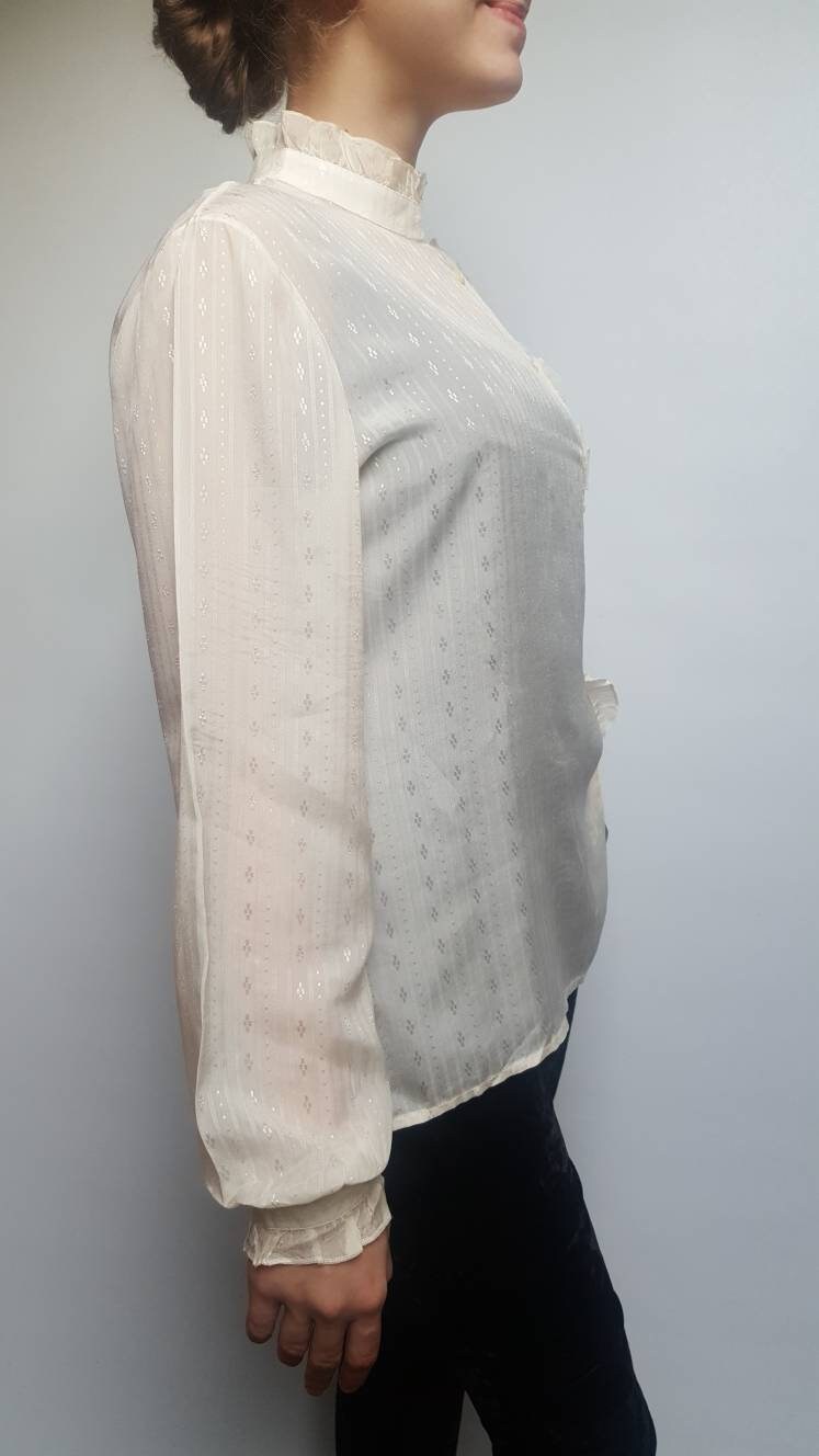 White vintage blouse made by Primavera Firenze ruffle collar and cuffs 50s blouse rayon silk blouse  retro style fashion blouse ivory white
