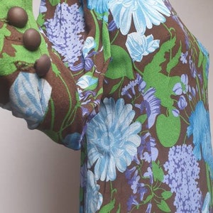 Vintage 70s floral pattern dress made in italy by Cori original 70s designe dress fit more vintage styles mod dress seventies vintage dress