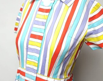 Vestido despojado hecho en 50s metal cremallera manga corta de cintura alta dess algodón material detile con dos botones en el pin delantero estilo colorido