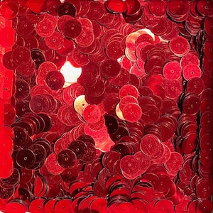 Red 8mm Round Flat French Sequins - LM Paillettes Paris