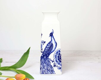 Square shaped Delft blue flower vase with peacock on porcelain