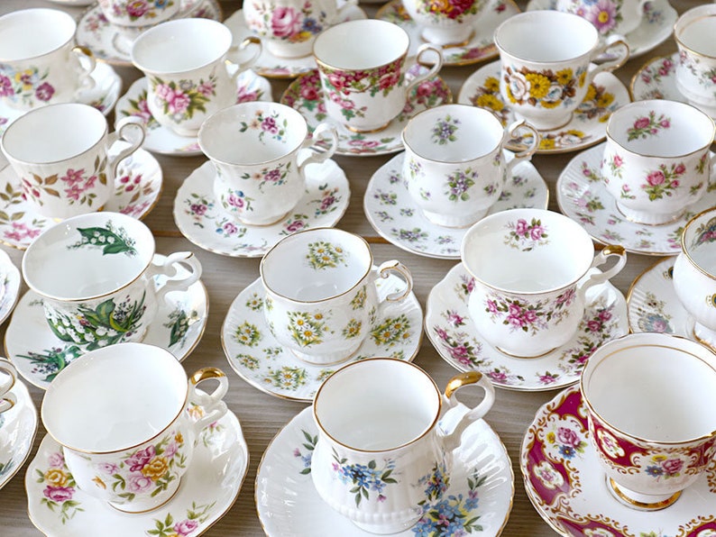 Set of 12 Mismatched Tea Cups and Saucers Original Vintage Etsy