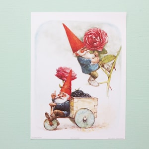 Vintage art print 80s. 18x24 cm. David the gnome and his friend gardening. By Rien Poortvliet.