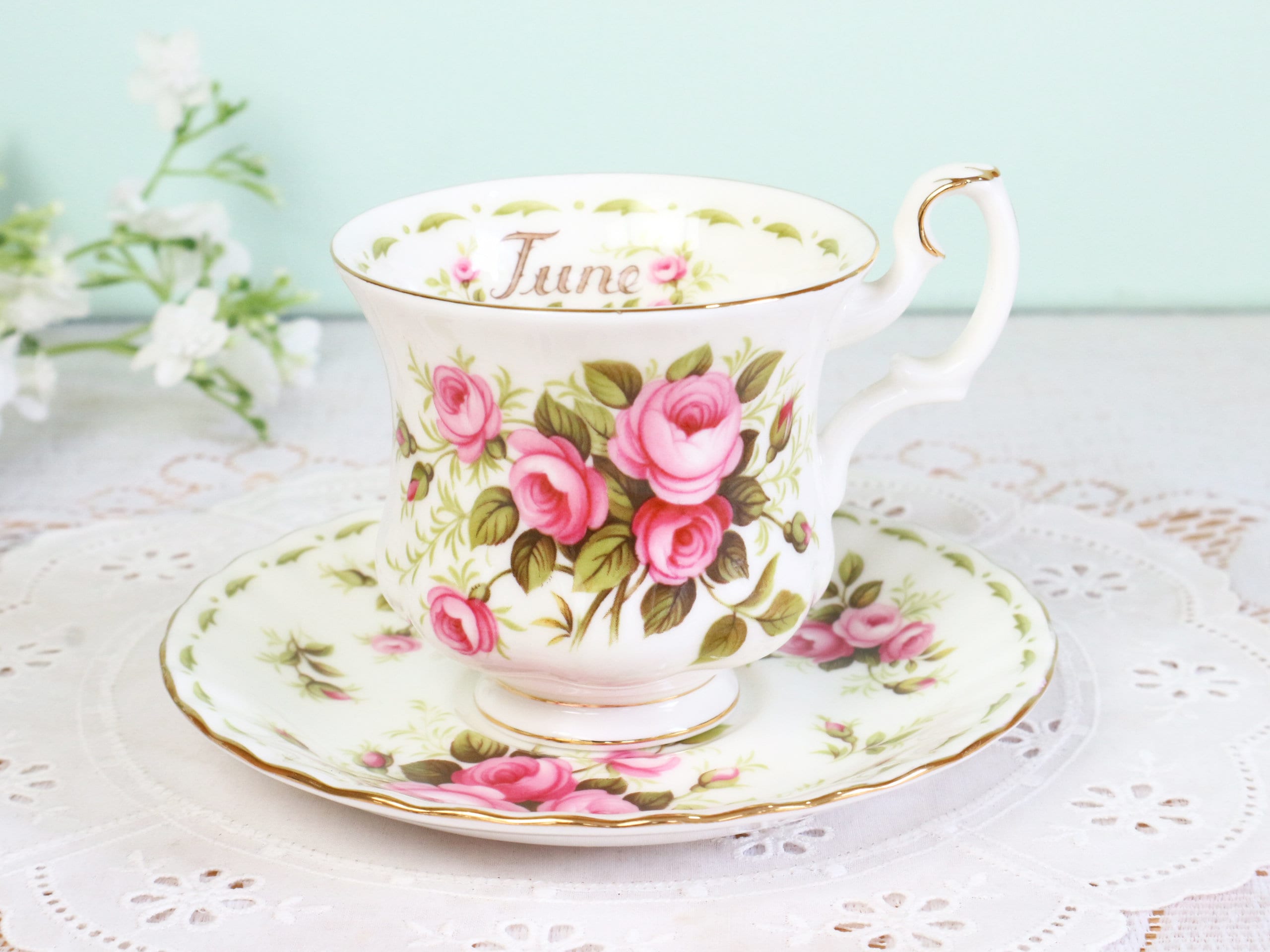 ヴィンテージ ロイヤルアルバート カップ＆ソーサー、6月の花、「バラ