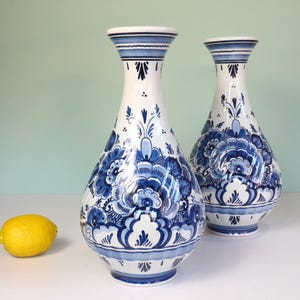 Delft Blue vintage vase, Delfts vase, blue white vase, handpainted